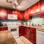 Laketown Wharf 1530 By Aneliya